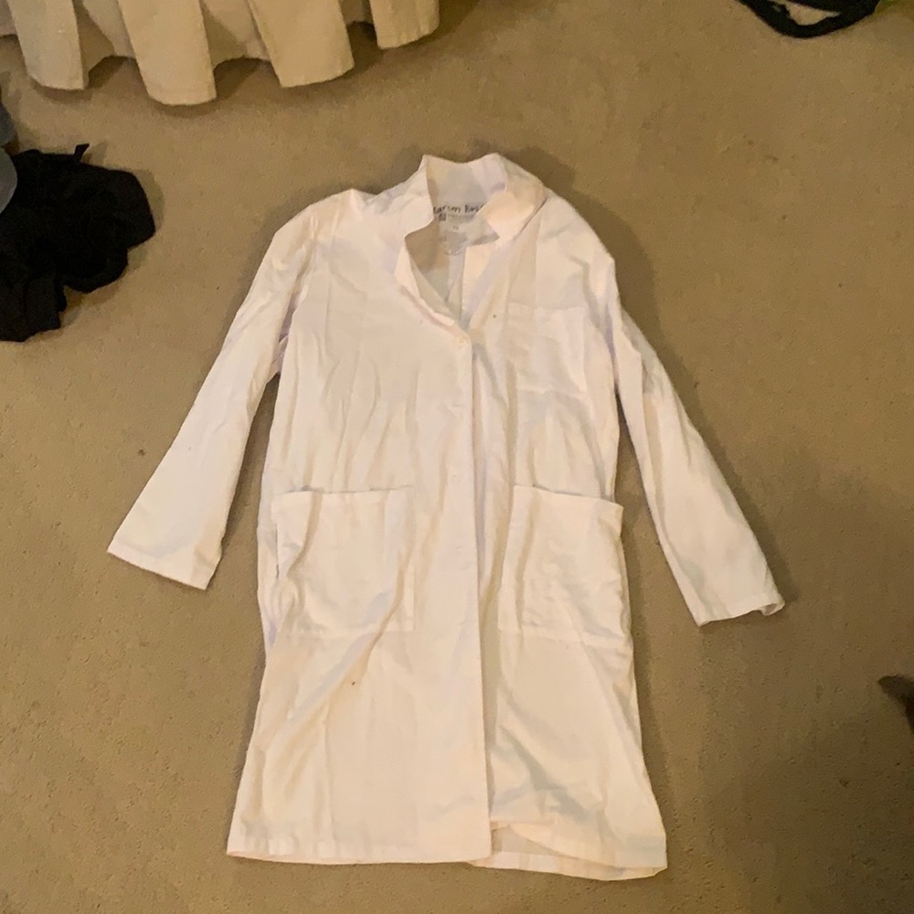 White lab coat